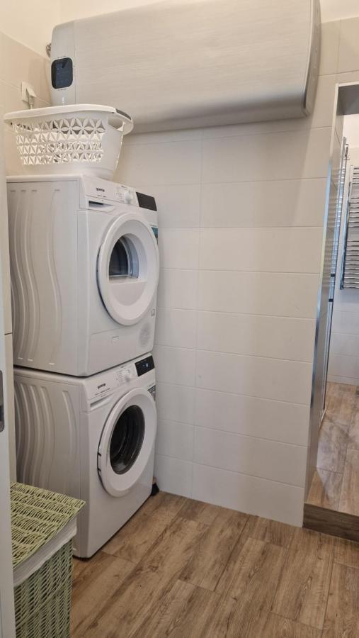 Chika Apartment Рийека Екстериор снимка